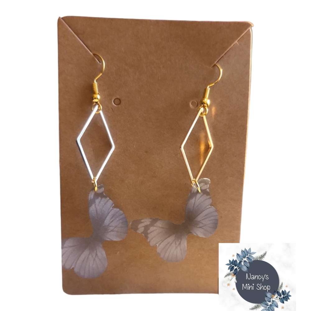 Earings